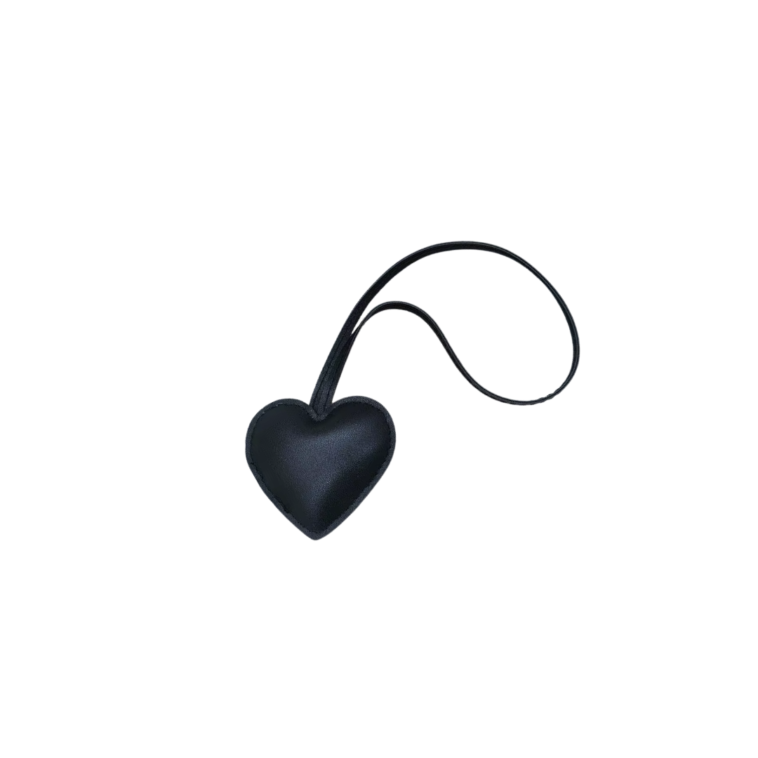 BLACK HEART CHARM